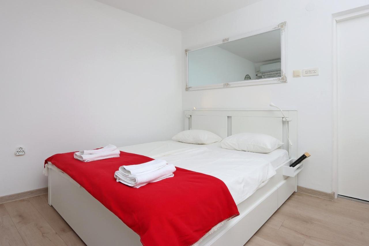 Sha La La - Charming, Unique Studio In A Historic Building Next To A Castle, Wifi, Smart Tv, Washer-Dryer Бакар Екстер'єр фото
