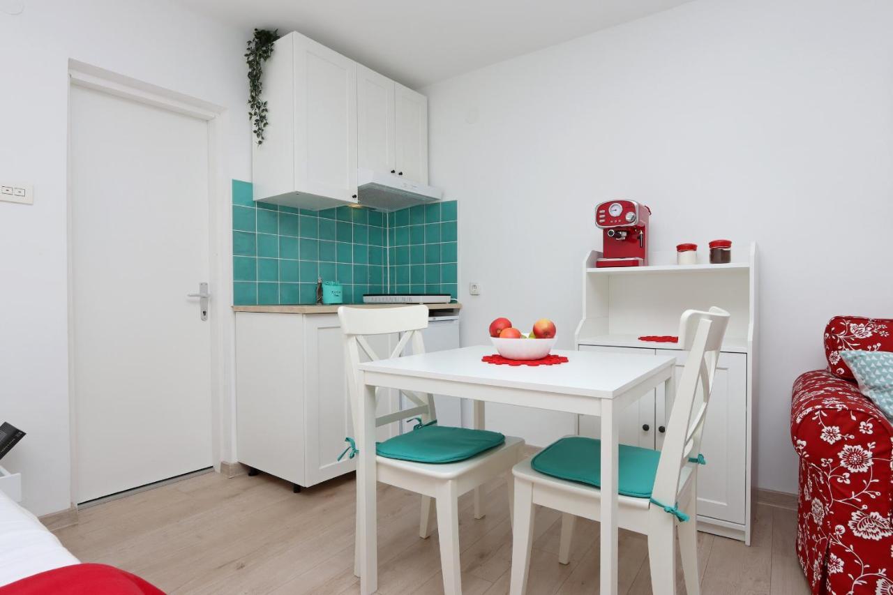 Sha La La - Charming, Unique Studio In A Historic Building Next To A Castle, Wifi, Smart Tv, Washer-Dryer Бакар Екстер'єр фото