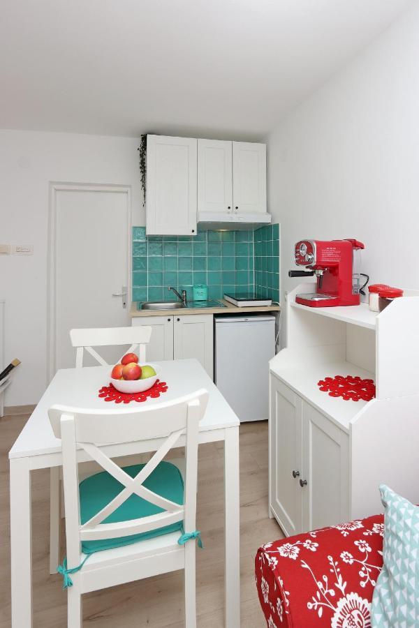 Sha La La - Charming, Unique Studio In A Historic Building Next To A Castle, Wifi, Smart Tv, Washer-Dryer Бакар Екстер'єр фото